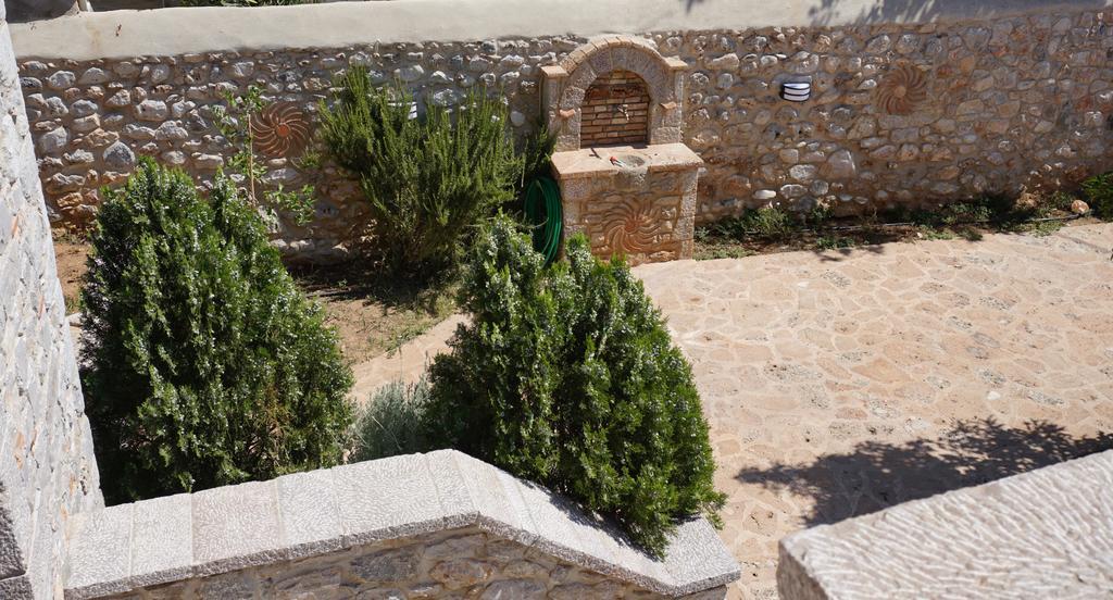 Haus Kleopatra Villa Leonídion Dış mekan fotoğraf
