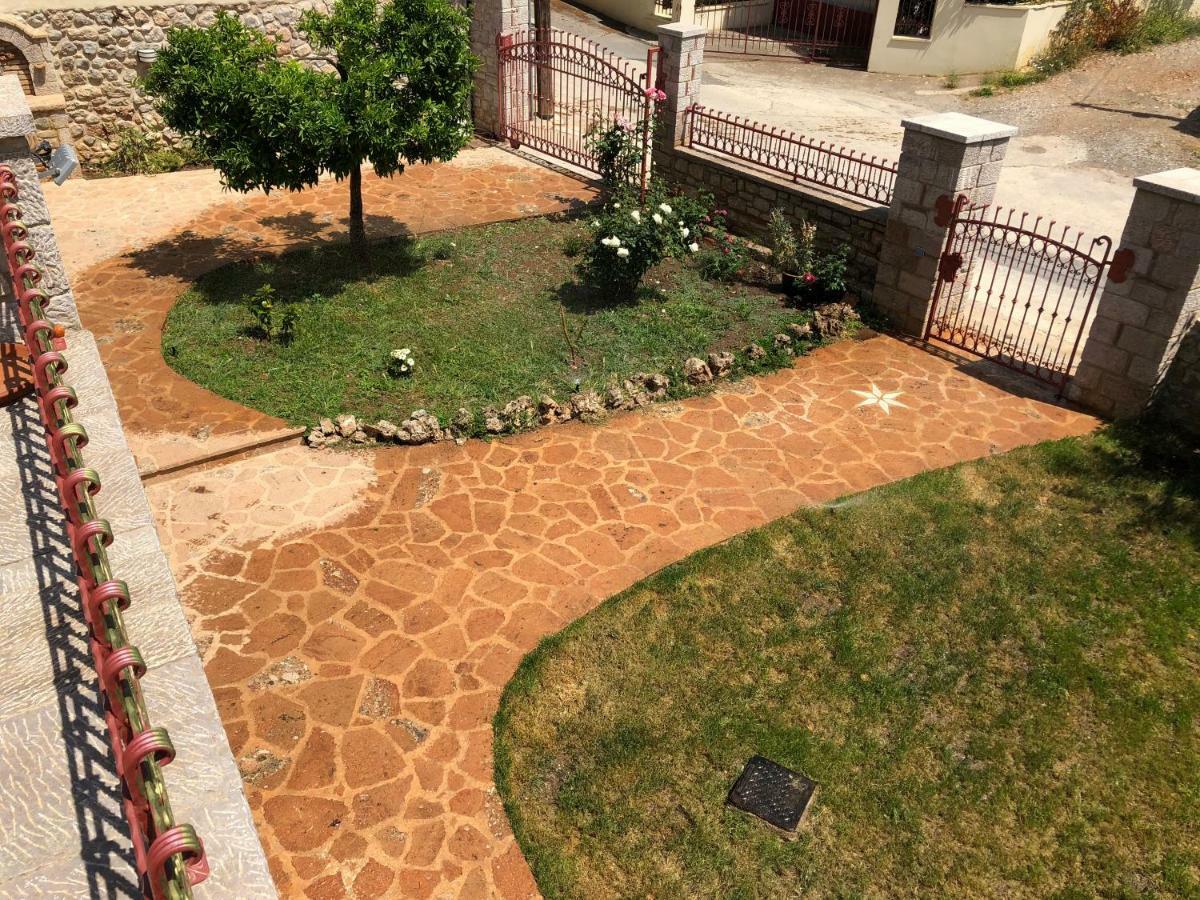 Haus Kleopatra Villa Leonídion Dış mekan fotoğraf